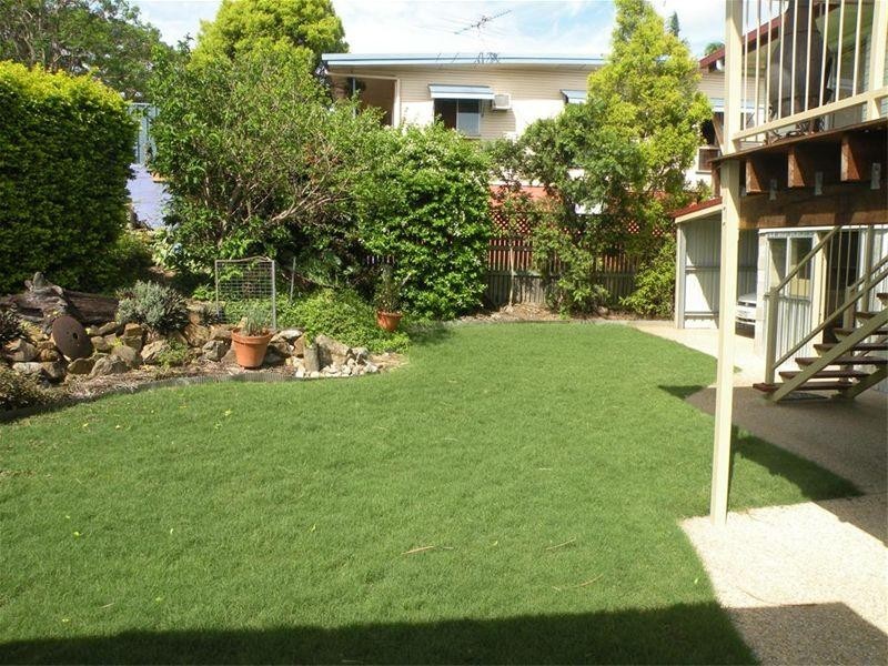 116 Park Street, Park Avenue QLD 4701