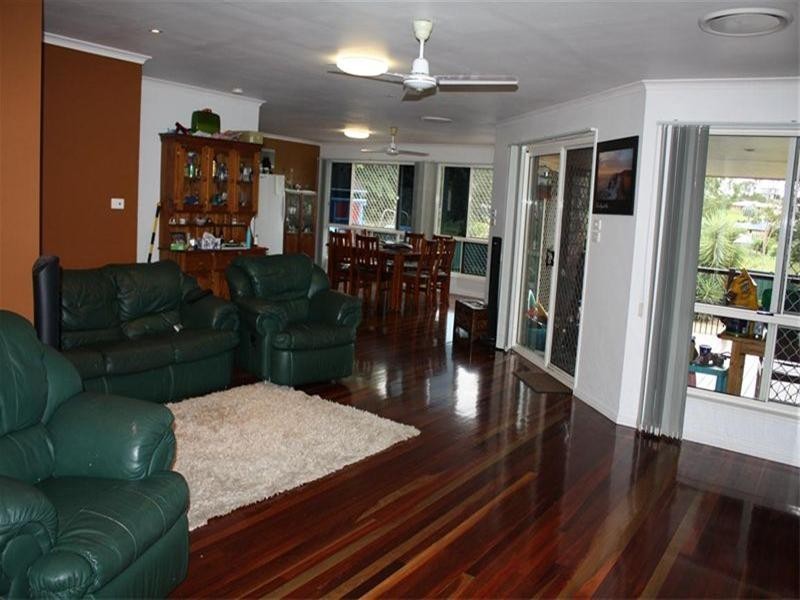 52 Angela Road, Rockyview QLD 4701