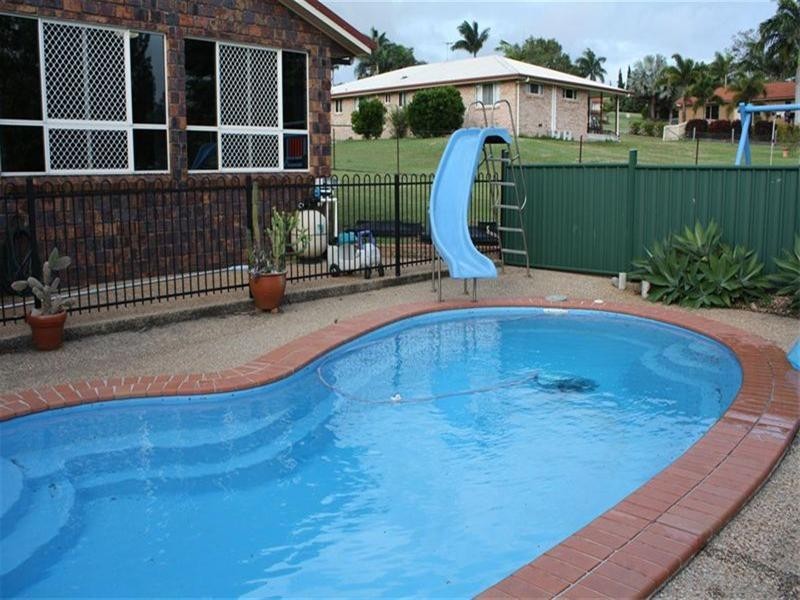 52 Angela Road, Rockyview QLD 4701