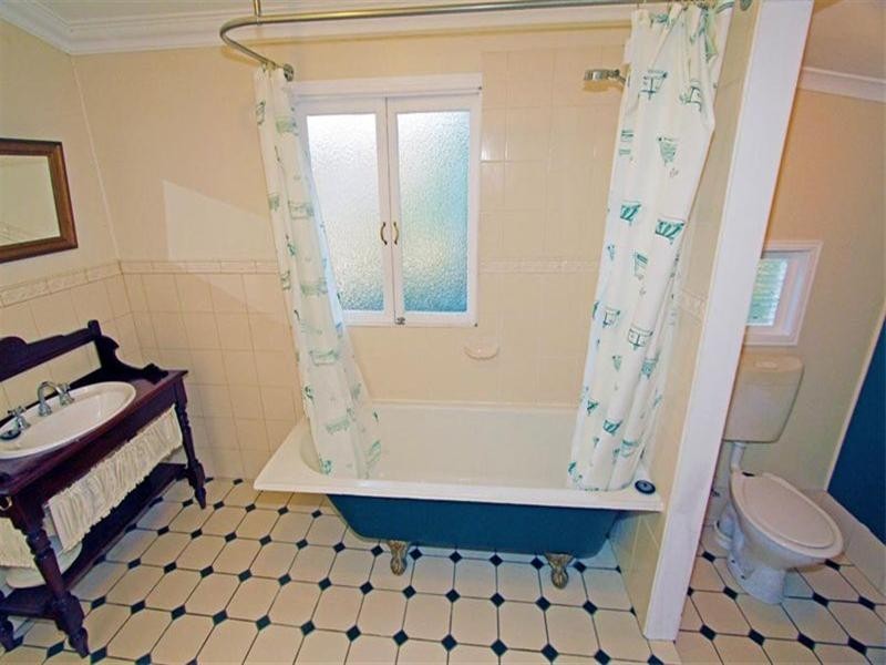 20 Wakefield Street, Allenstown QLD 4700