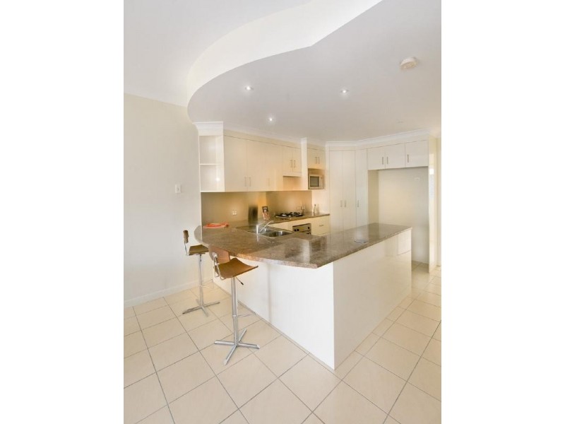 Unit 2, 200 Denham Street, Allenstown QLD 4700