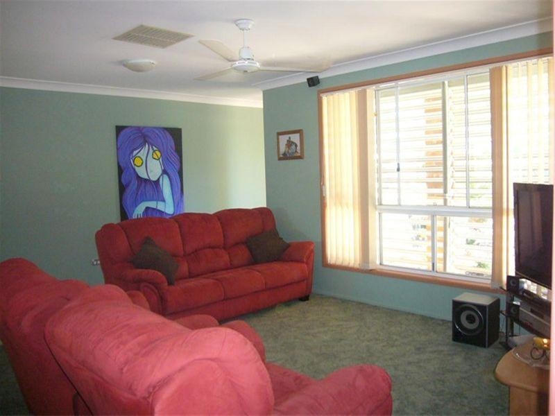 15 Davison Street, Gracemere QLD 4702