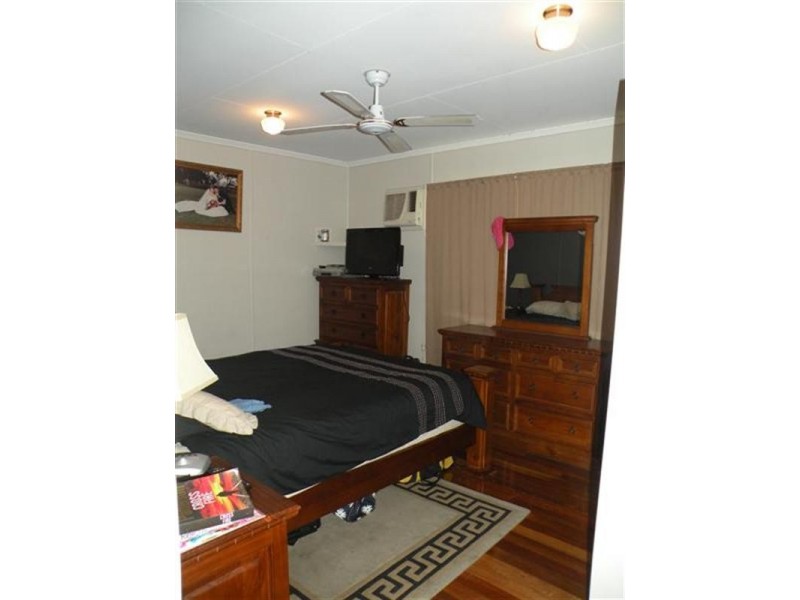 409 DEAN Street, Frenchville QLD 4701