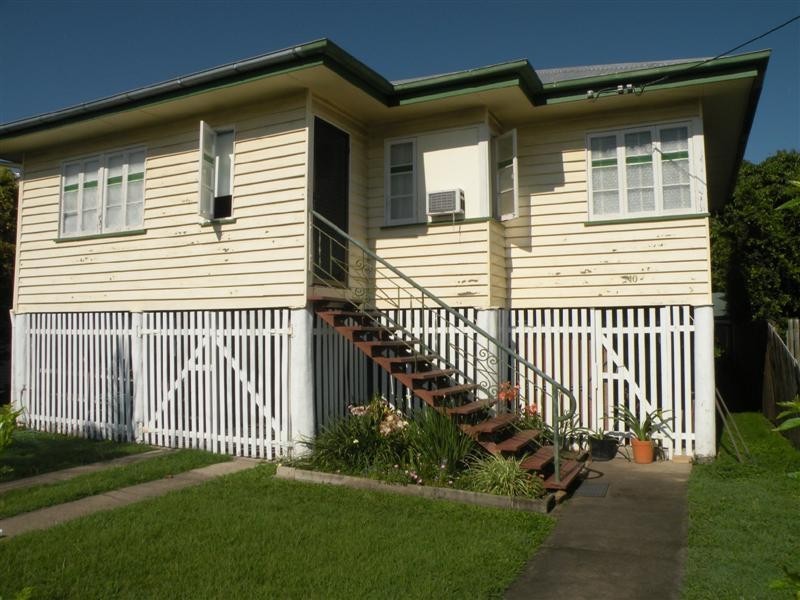10 LUCK Avenue, Wandal QLD 4700