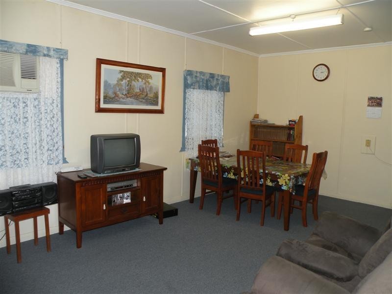 10 LUCK Avenue, Wandal QLD 4700