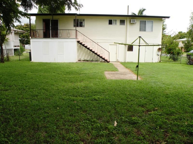 37 Hardy Avenue, Park Avenue QLD 4701