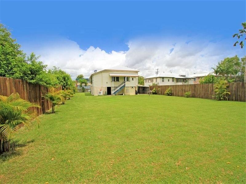 41 Armstrong Street, Berserker QLD 4701