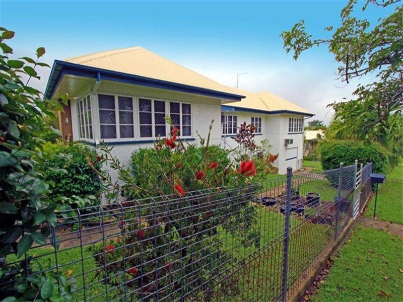 8B KNUTSFORD Street, Wandal QLD 4700