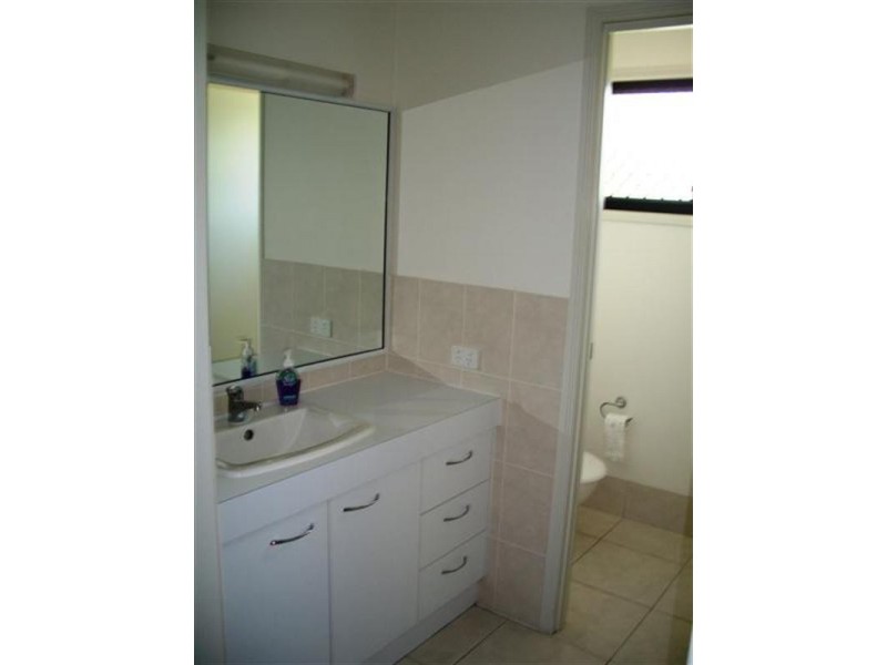 3 HODDA Drive, Kawana QLD 4701
