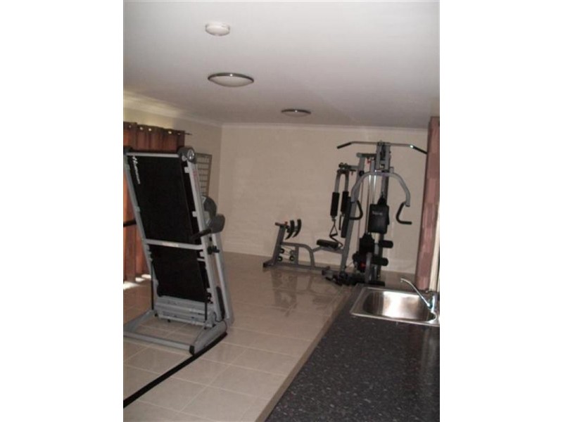 3 HODDA Drive, Kawana QLD 4701