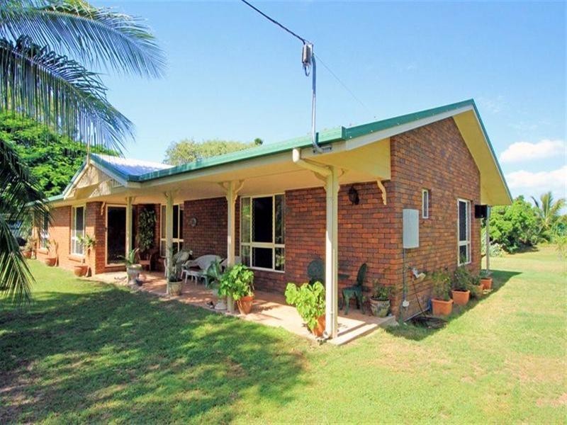 70 Limpus Avenue, Keppel Sands QLD 4702