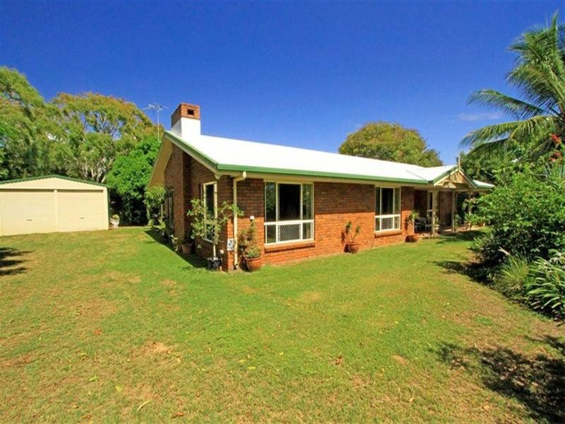 70 Limpus Avenue, Keppel Sands QLD 4702