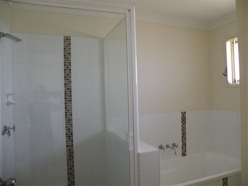 23 Emery Street, Gracemere QLD 4702