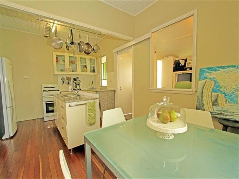 82 Agnes Street, The Range QLD 4700