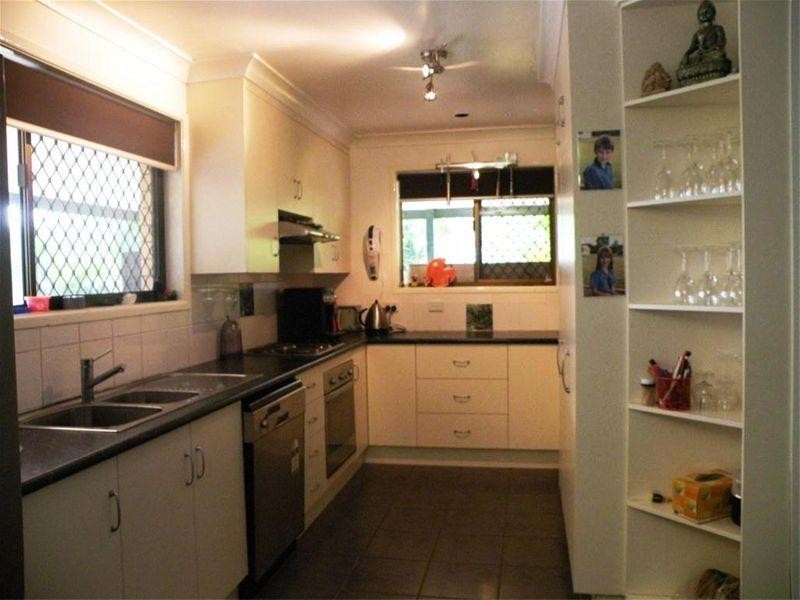 15 Gremalis Drive, Parkhurst QLD 4702