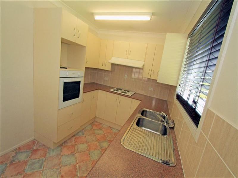 13 Crick Street, Kawana QLD 4701