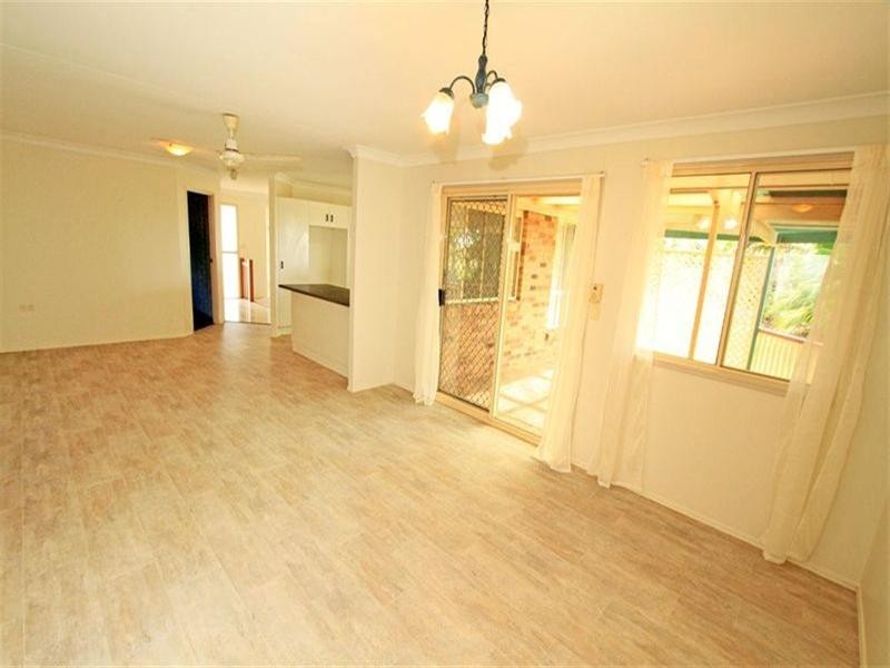 4 Esme Place, Gracemere QLD 4702