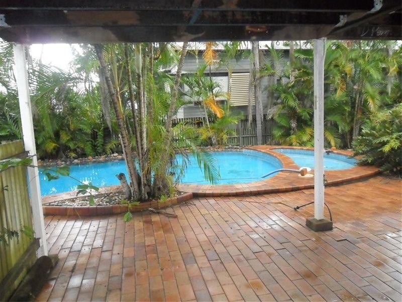 110 CAROLINE Street, The Range QLD 4700