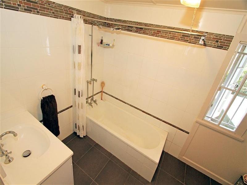 19 Spencer Street, The Range QLD 4700