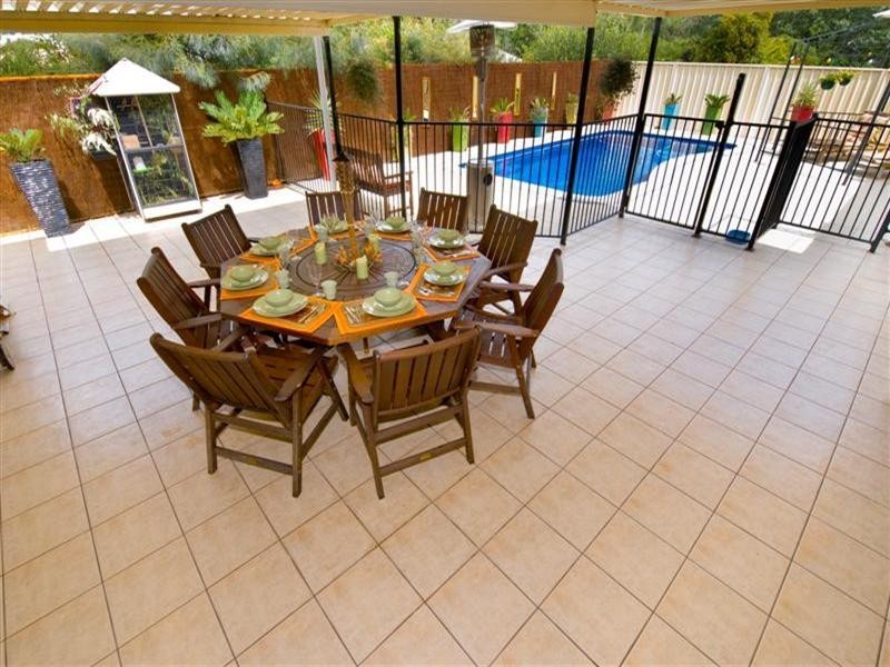 4 Whiteley Street, Frenchville QLD 4701