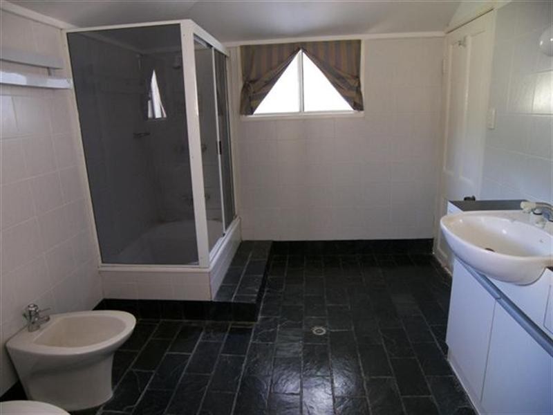 36 KELLOW Street, The Range QLD 4700