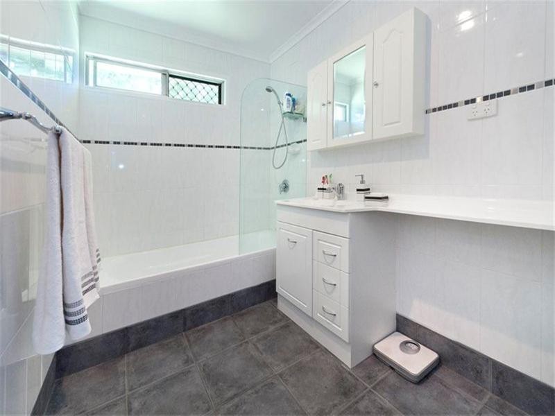 326 Duthie Avenue, Frenchville QLD 4701
