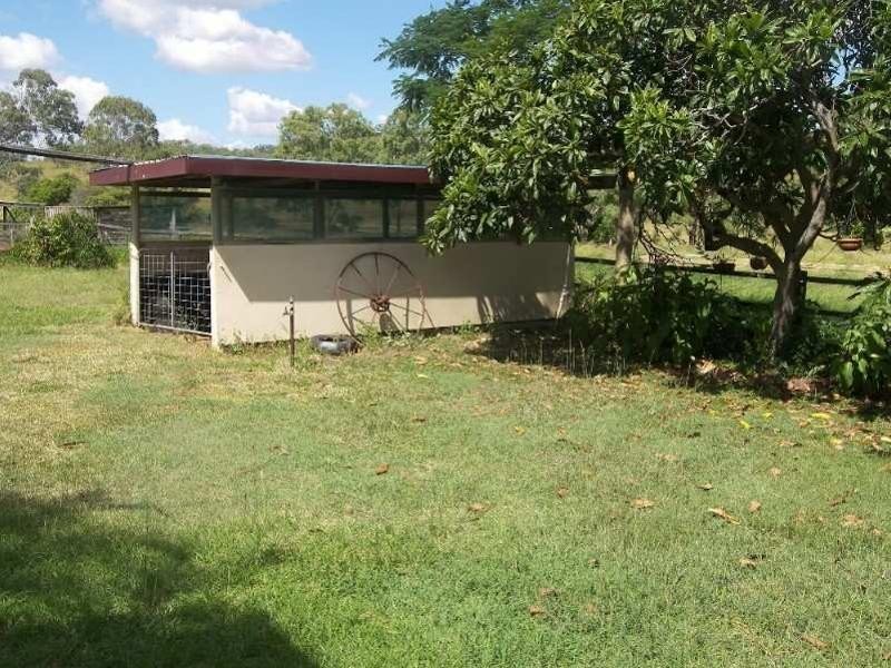 125 Auton & Johnson Road, The Caves QLD 4702