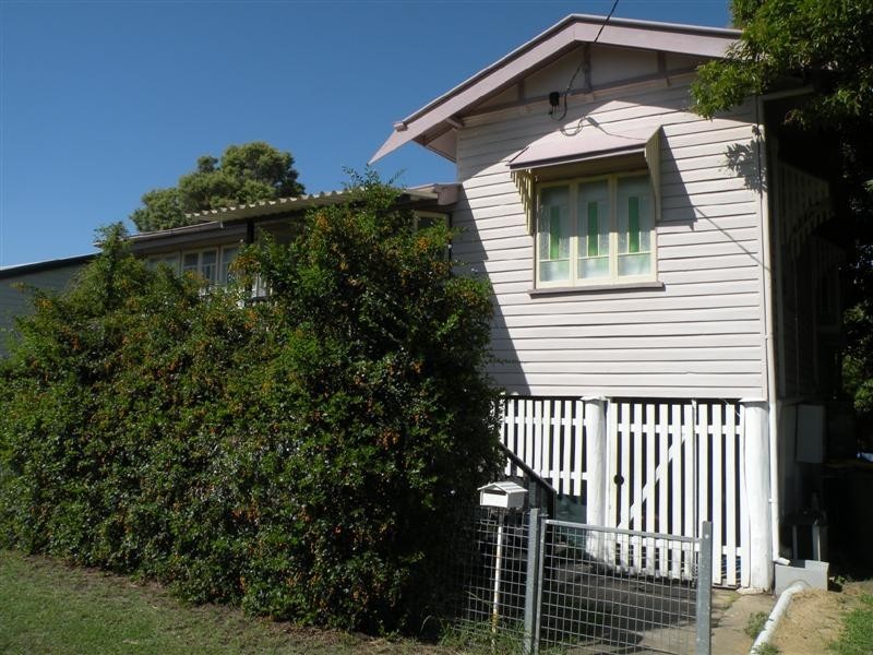 56 DEACON Street, Berserker QLD 4701
