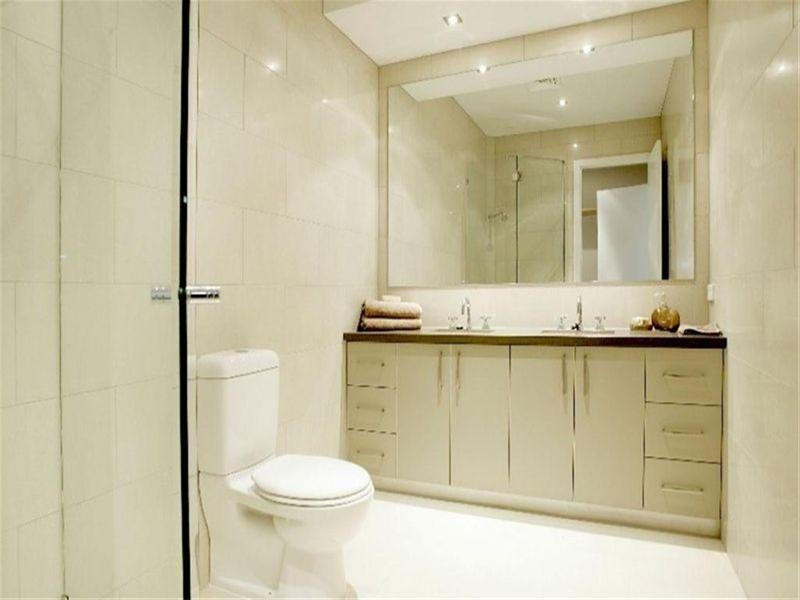 77 Livingstone Street, Berserker QLD 4701