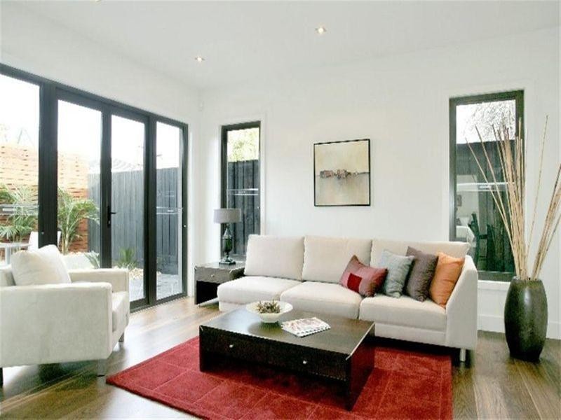 77 Livingstone Street, Berserker QLD 4701