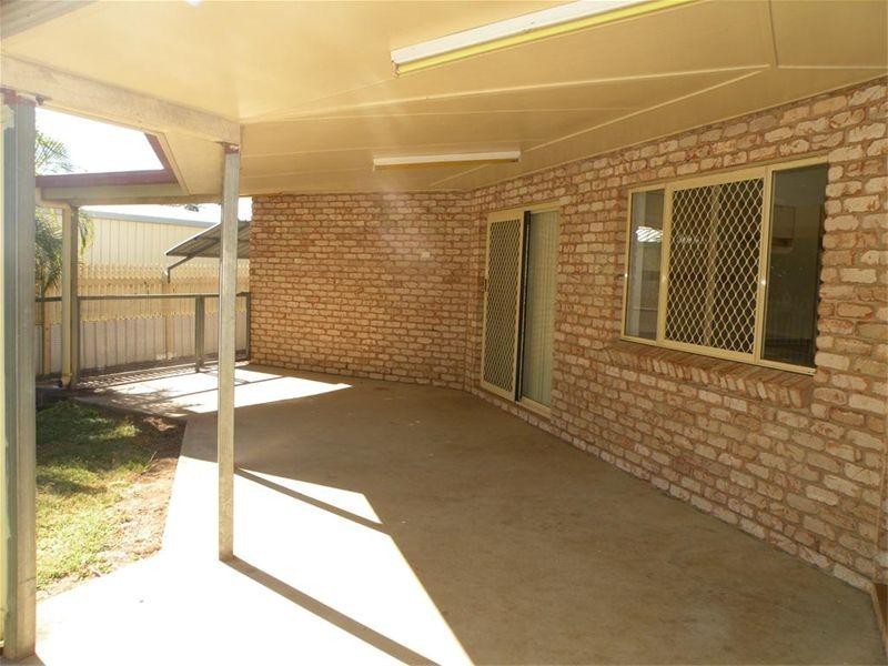 18 Dunnett Street, Gracemere QLD 4702