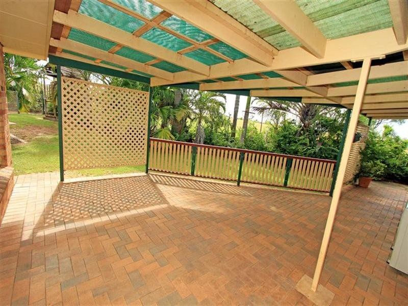 4 Esme Place, Gracemere QLD 4702