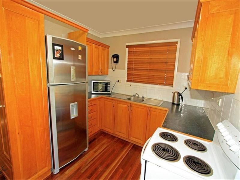 7 Duffy Street, Kawana QLD 4701