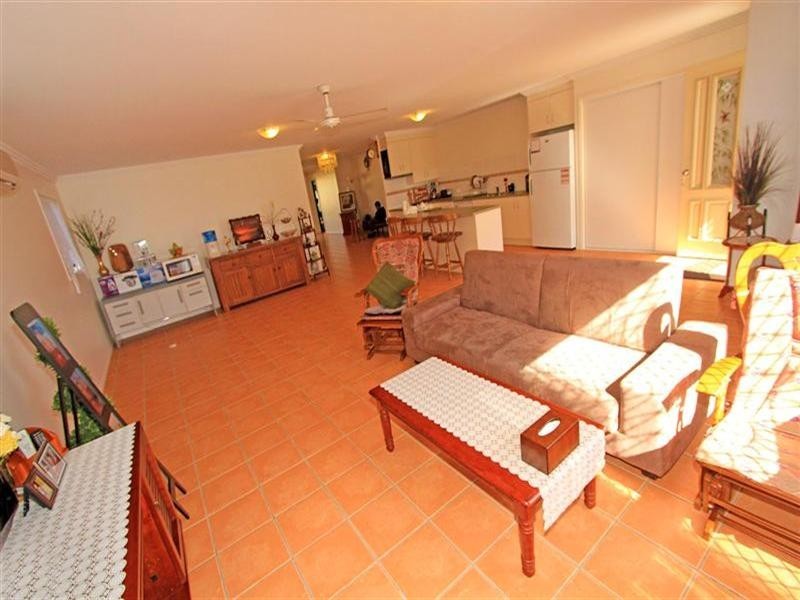 36 Card Street, Berserker QLD 4701