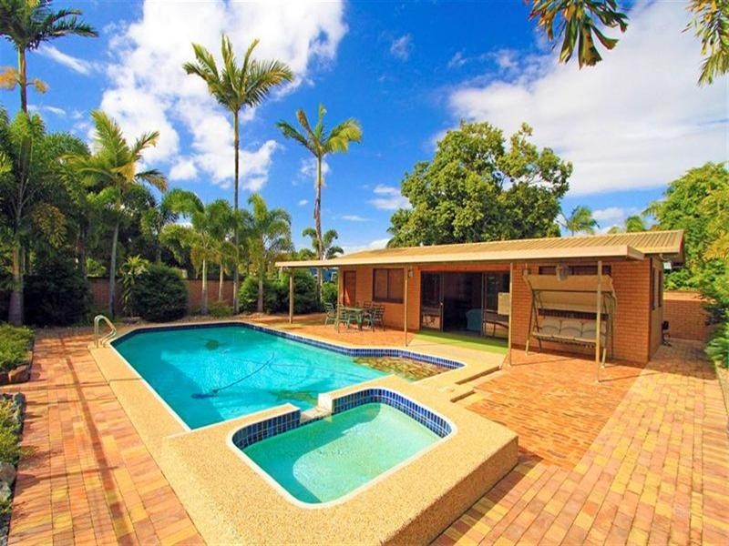 33 Hartley Street, Wandal QLD 4700