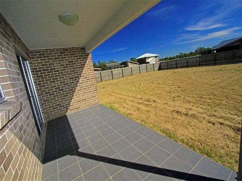16 Maree Crescent, Gracemere QLD 4702