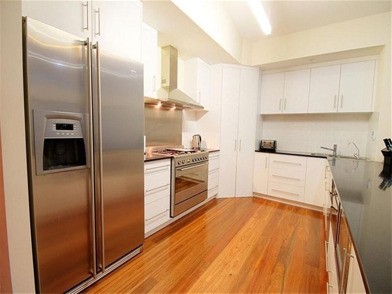 10 McRae Place, Frenchville QLD 4701