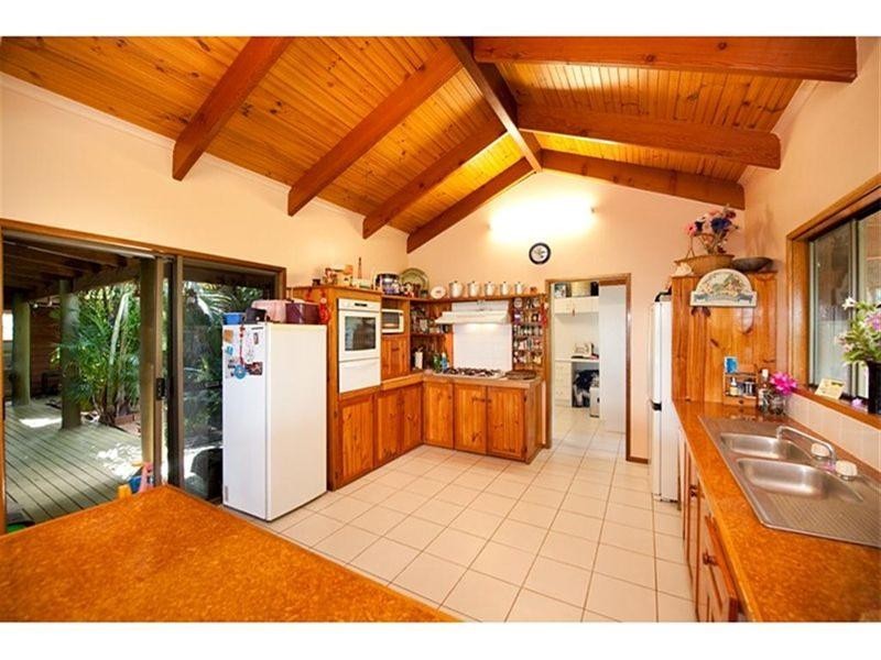 40 Springcreek Close, The Caves QLD 4702