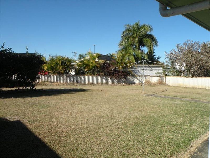 25 Harwood Street, Park Avenue QLD 4701