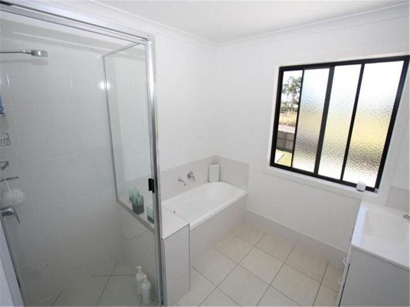 12 Morrell Street, Gracemere QLD 4702