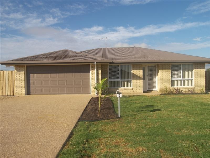 5 ROSELLA Drive, Gracemere QLD 4702