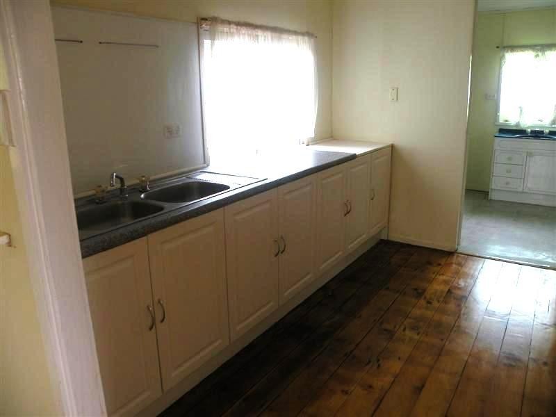 4 WOOD Street, Rockhampton QLD 4700