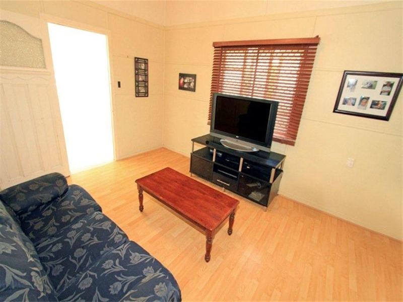 267 Dean Street, Berserker QLD 4701