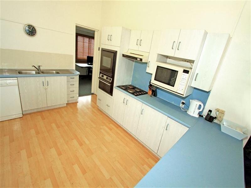 267 Dean Street, Berserker QLD 4701