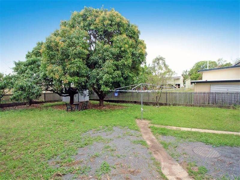 4 Jones Street, Wandal QLD 4700