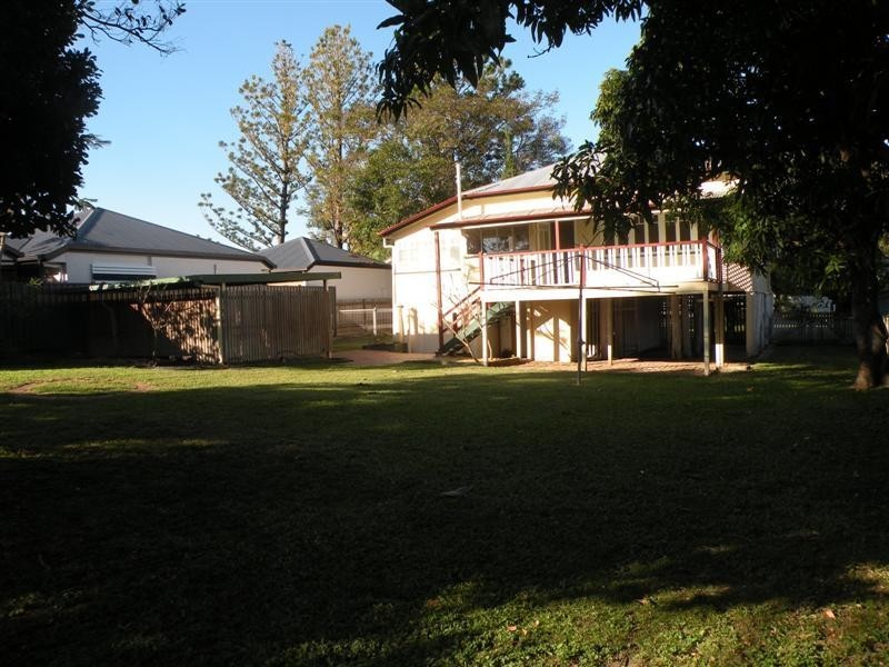 75 Armstrong Street, Berserker QLD 4701