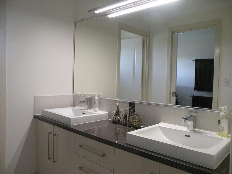 16 Stirling Drive, Rockyview QLD 4701