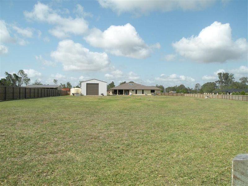 16 Stirling Drive, Rockyview QLD 4701