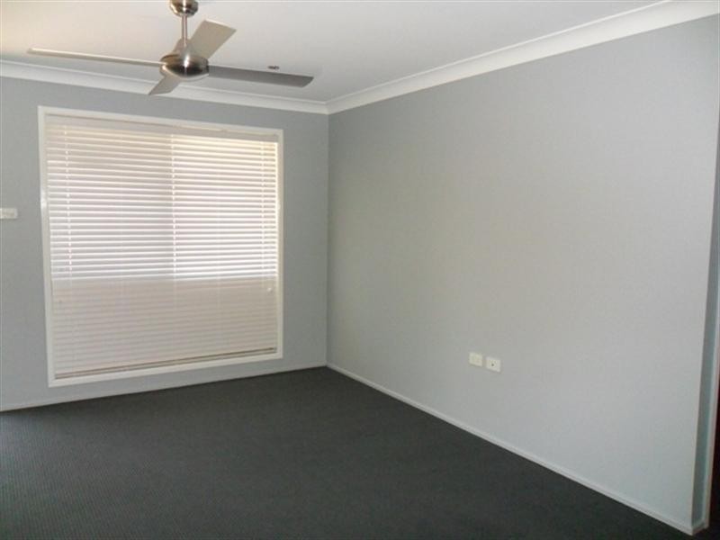 2/146 HIGH Street, Berserker QLD 4701