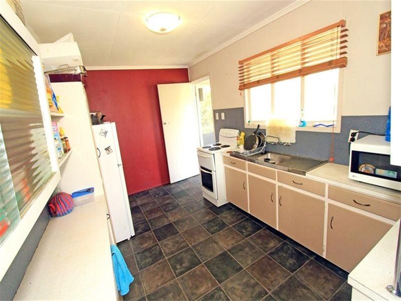 409 Dean Street, Frenchville QLD 4701